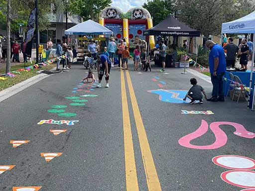 Anamorphic 3D chalk art interactive obstacle fitness course