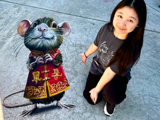 3D chalk art of a rat in traditional Chinese clothes.